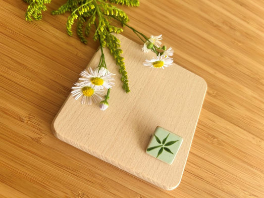 ceramic mini brooch "Bamboo Grove"