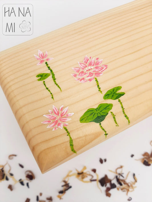 Teedose aus Holz "Lotus-Teich"