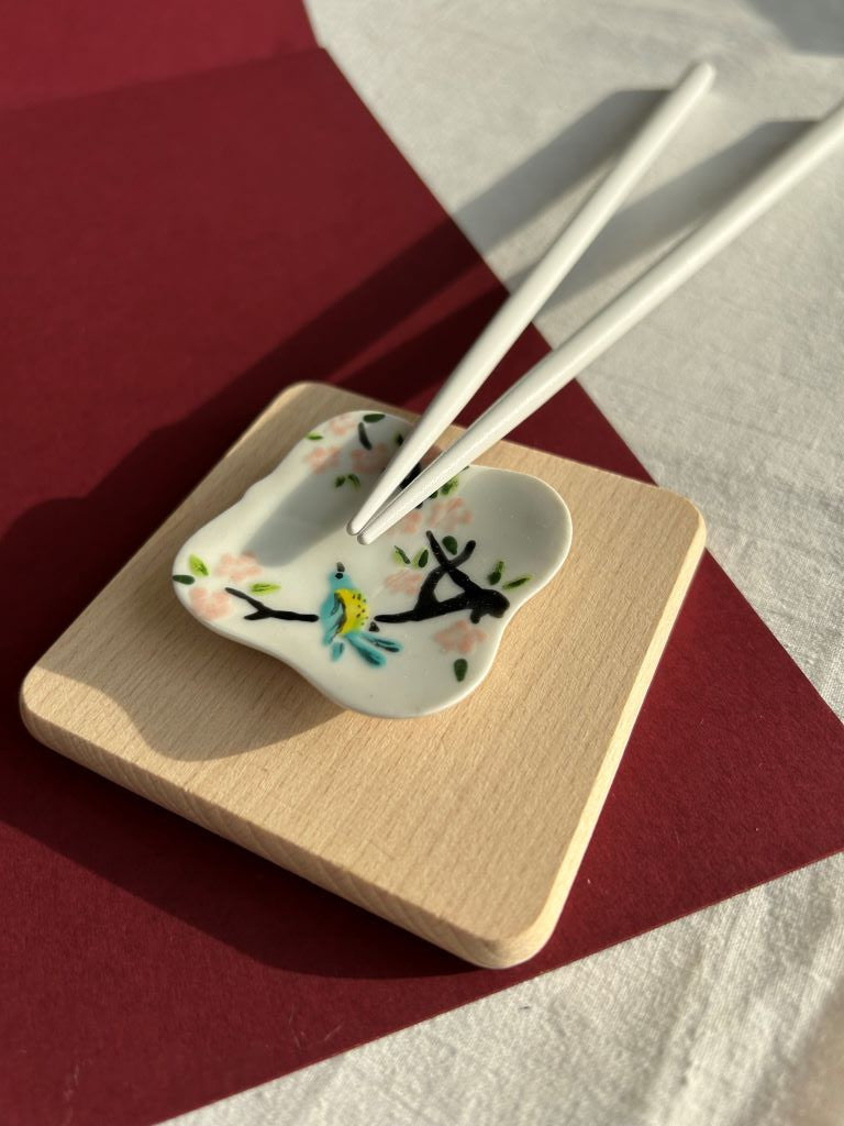 chopstick rest square "Bird on sakura" 5.5x5.5 cm