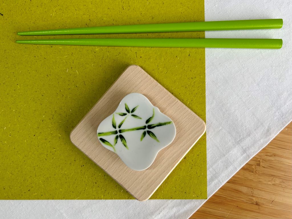 chopstick rest square "Bamboo Grove" 5.5x5.5 cm