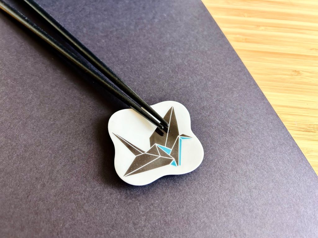 Chopstick rest, square "Origami crane" 5.5x5.5 cm
