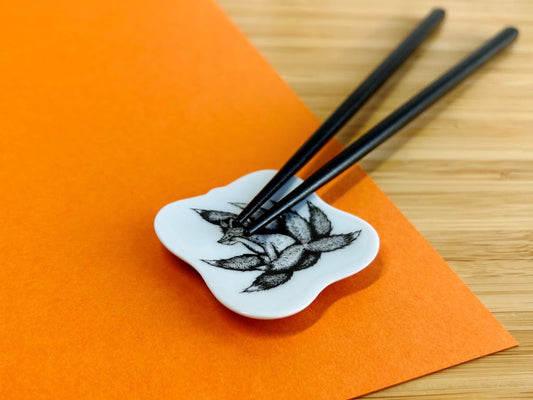Stäbchenablage quadratisch "Kyuubi no Kitsune" 5,5x5,5 cm
