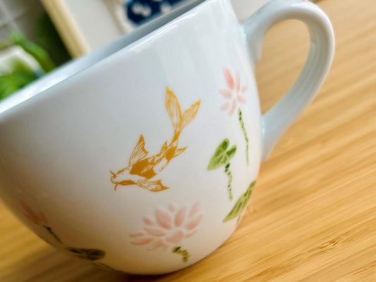 Wide mug "Lake Jewels or Koi Carp in a Lotus Pond" 480 ml