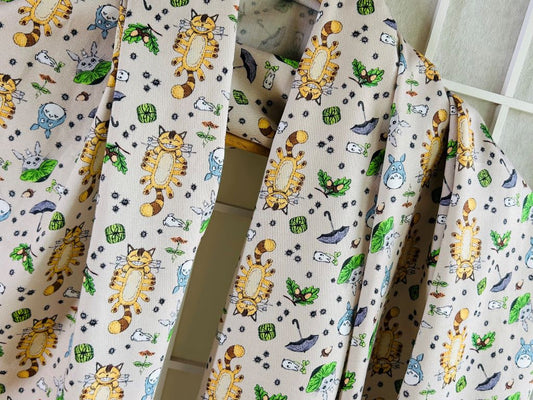 Großer Schal „Totoro und andere Waldgeister“ 70x200 cm