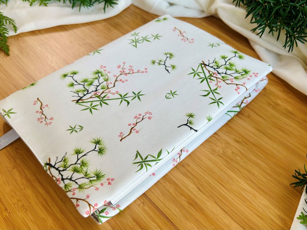 cover for the book "Three Winter Friends" large