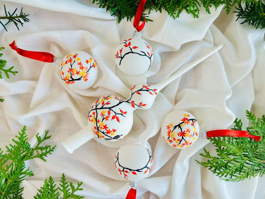 Weihnachtsbaumschmuck-Set „Herbstabend mit Hagebutten“ mit Spitze