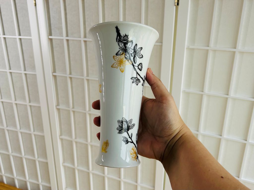 Porcelánová váza "Jarní Japonsko"