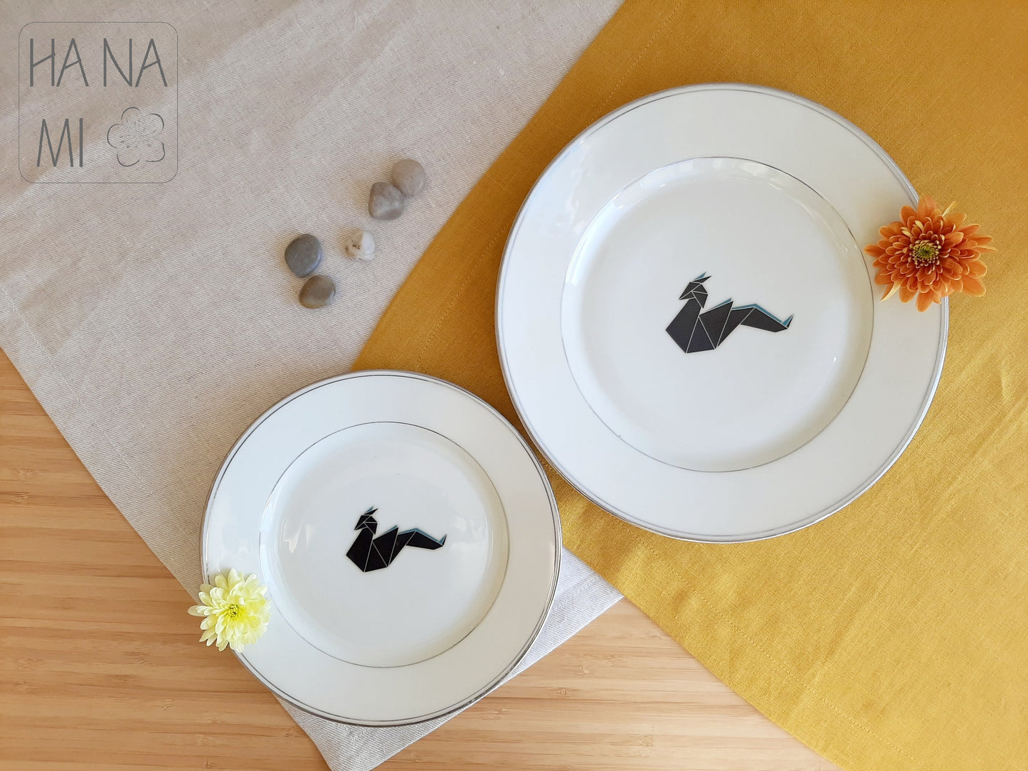 "Origami Dragon" decorative plate set