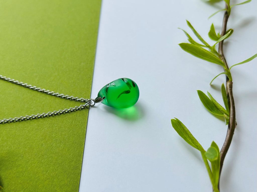 Glass necklace "Bamboo Grove"