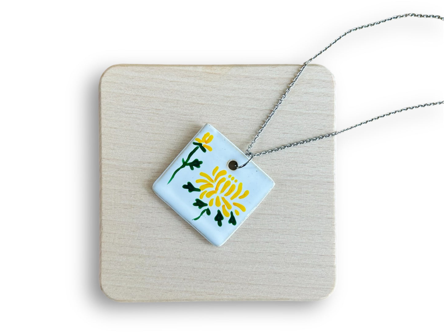 ceramic necklace "Imperial Chrysanthemum"