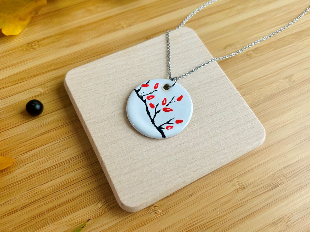 Ceramic necklace "Rosehip Tea"