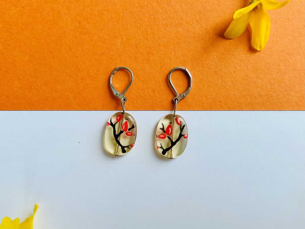 "Rosehip Tea" glass jewelry set - necklace and earrings