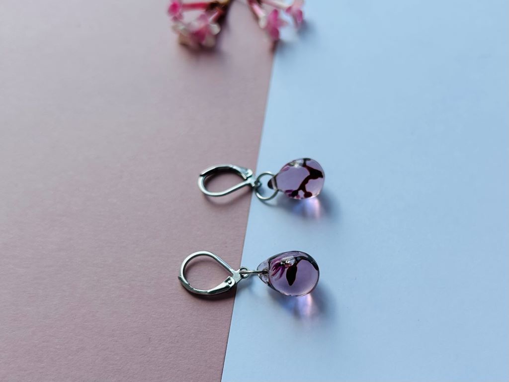 "Scent of a Spring Dream" glass jewelry set