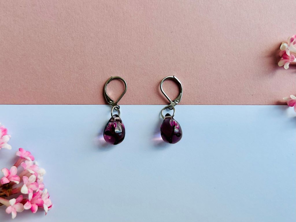 "Scent of a Spring Dream" glass jewelry set