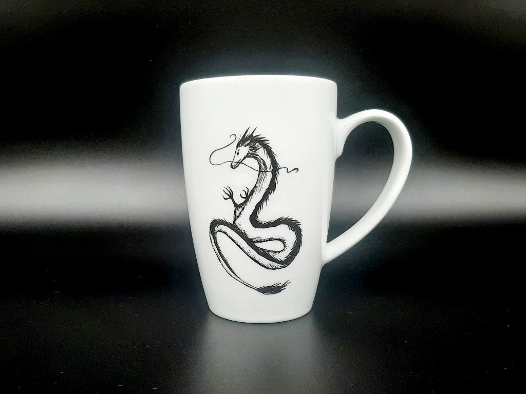 Tall mug "Dragon" B&W 380 ml