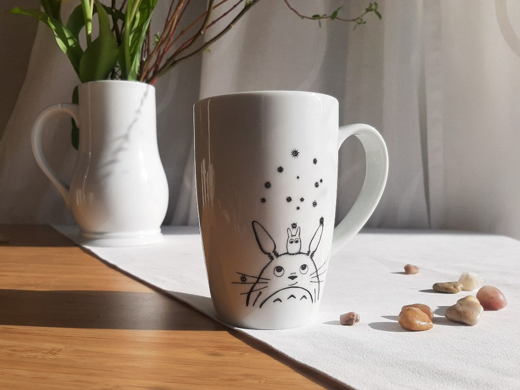 Mug tall "Totoro" B&W 380 ml
