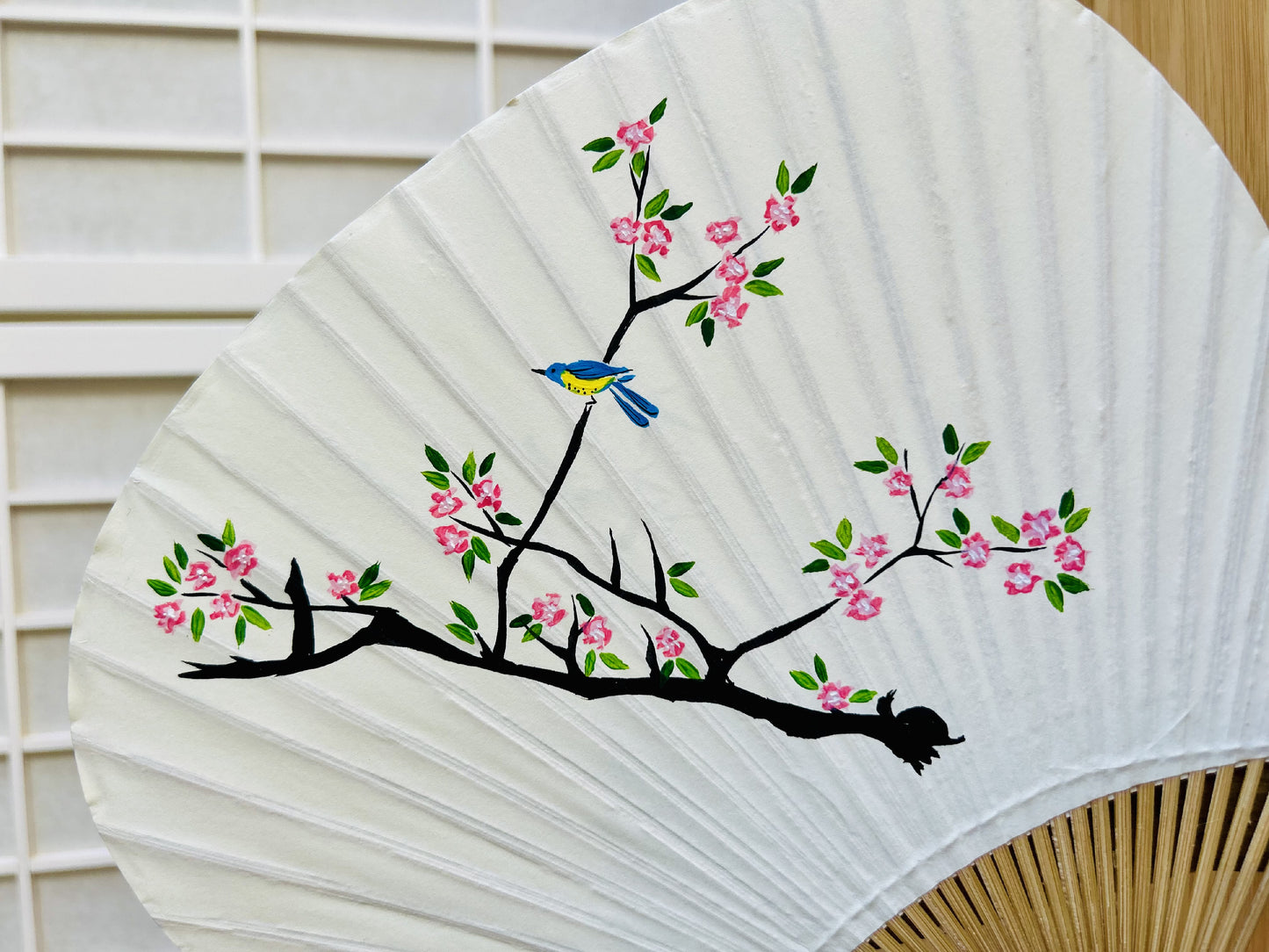 Round paper fan "Bird on Sakura" hand-painted