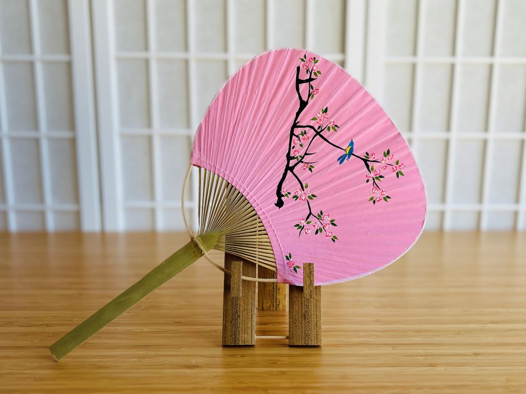 Round paper fan "Bird on Sakura" hand-painted