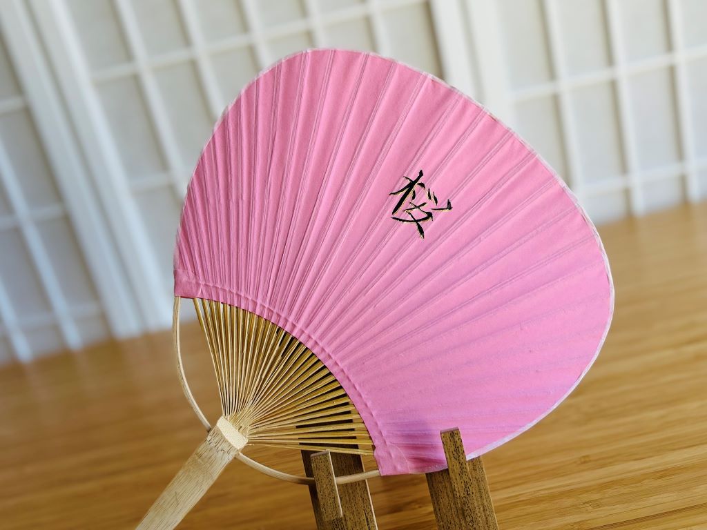 Round paper fan "Bird on Sakura" hand-painted