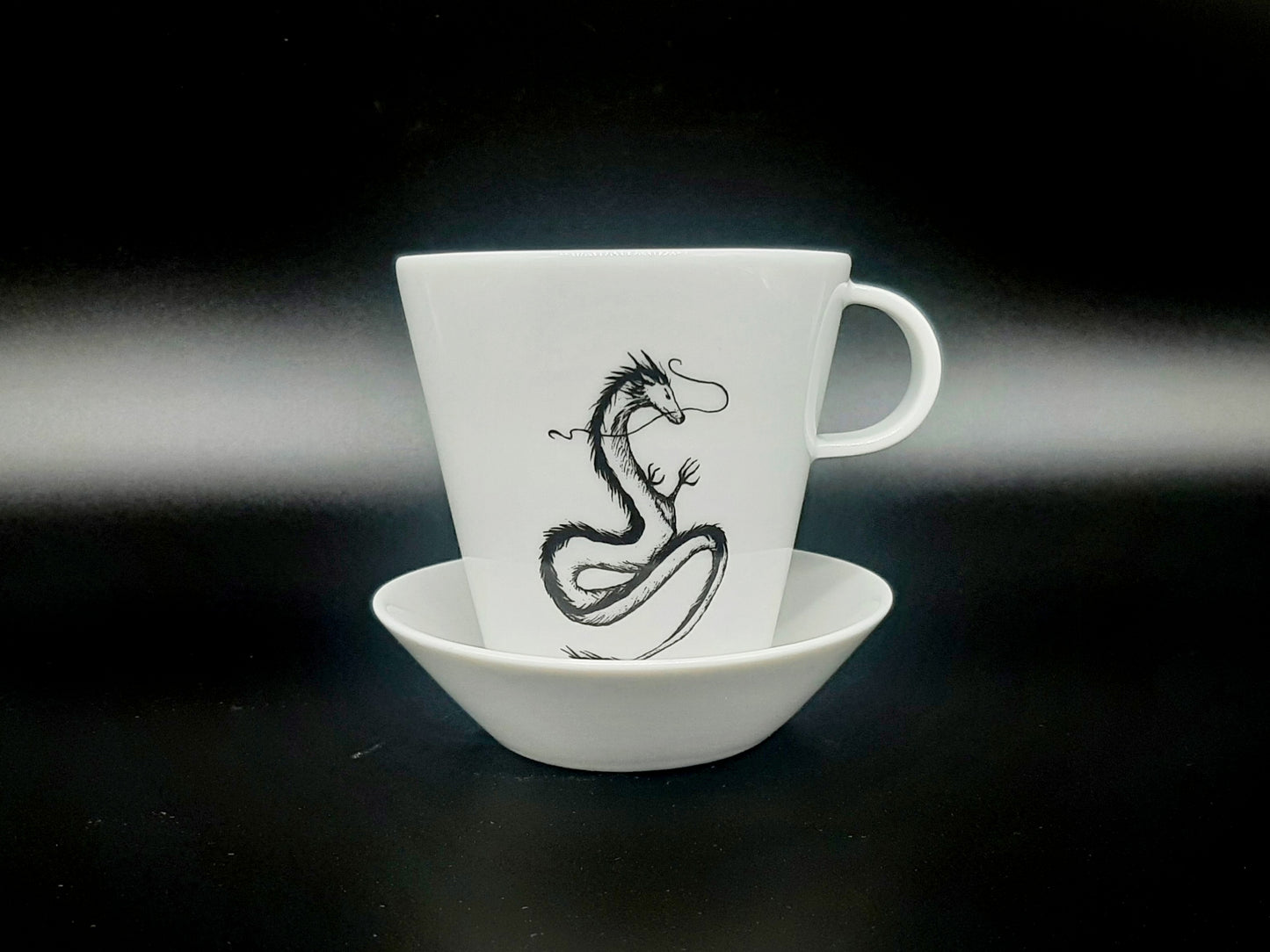 Dragon cup and saucer, 200 ml