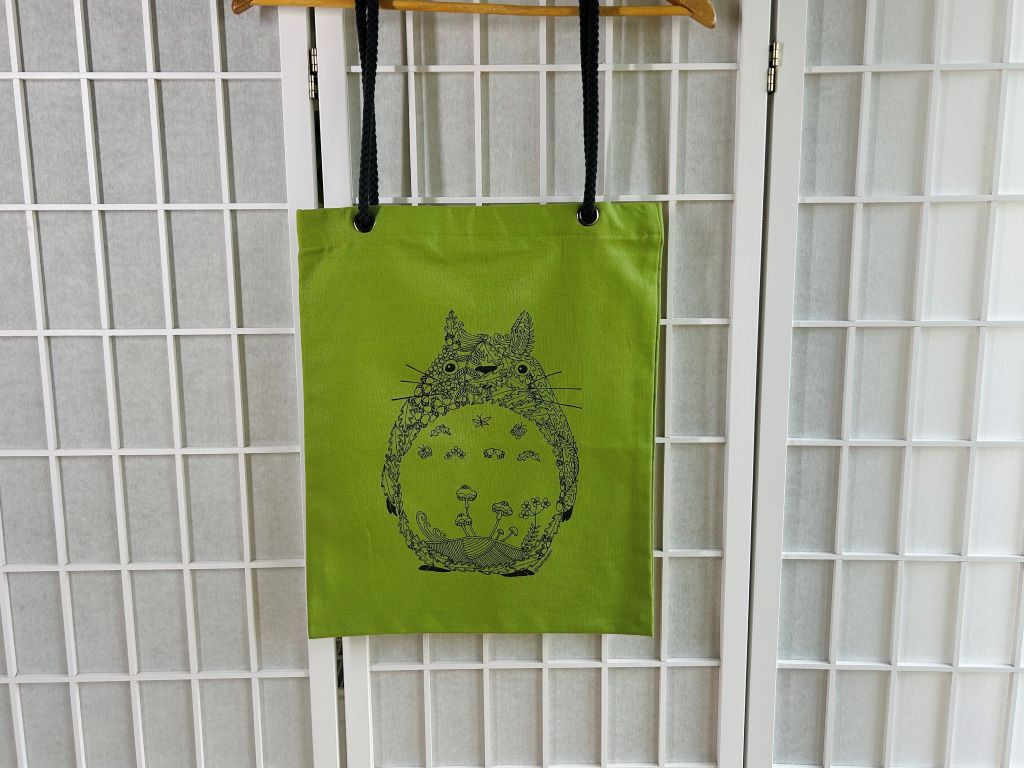 Einkaufstasche "Malbuch Totoro" mit Kordelgriffen