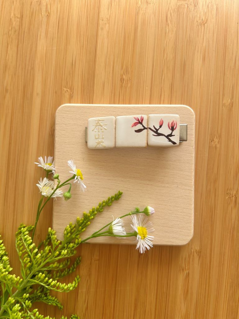 Ceramic buckle "Scent of a Spring Dream"