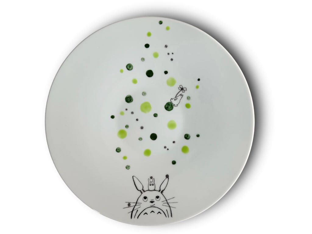 Serving plate "Totoro" diameter 28 cm