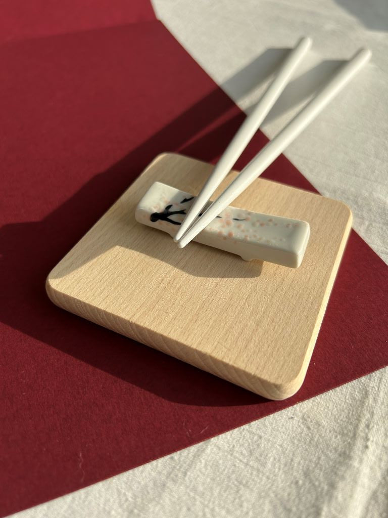 chopstick rest "Morning under the Sakura" 6x1.5 cm
