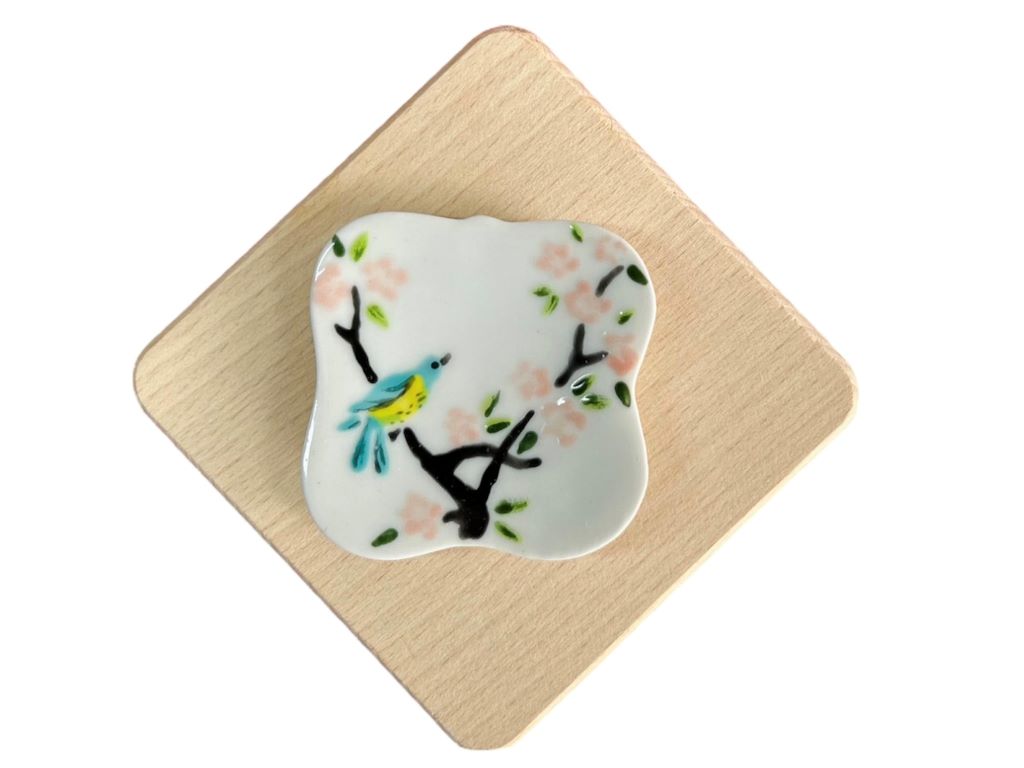 chopstick rest square "Bird on sakura" 5.5x5.5 cm