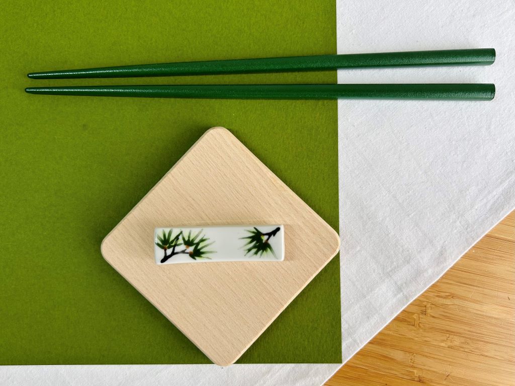Chopstick rest "Long-lived pine" 6x1.5 cm