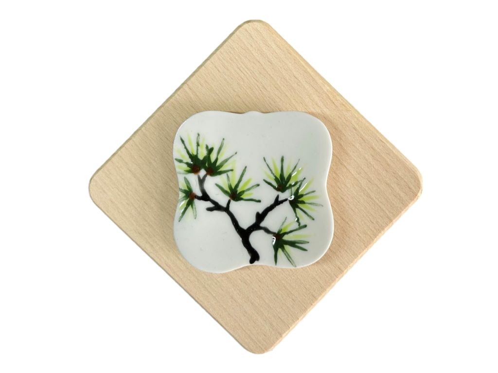 Chopstick rest, square, "Long-lived pine", 5.5x5.5 cm