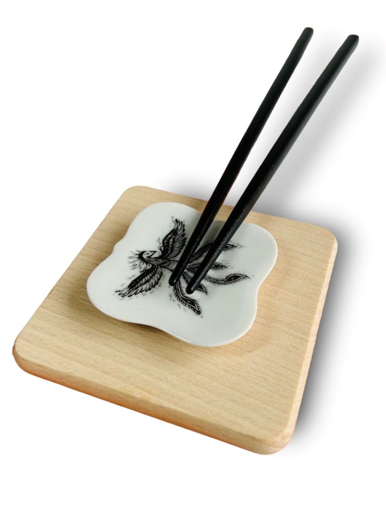 Chopstick rest, square "Phoenix" 5.5x5.5 cm