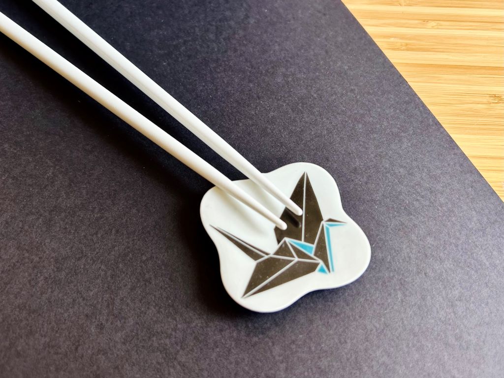 Chopstick rest, square "Origami crane" 5.5x5.5 cm