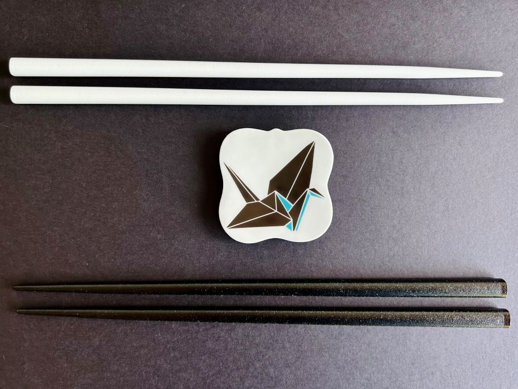 Chopstick rest, square "Origami crane" 5.5x5.5 cm