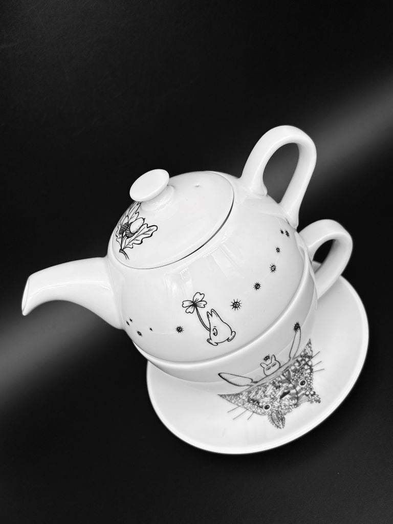 "Totoro" tea set