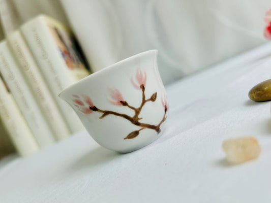 Sake- und Teebecher „Duft des Frühlings-Traums“ 50 ml
