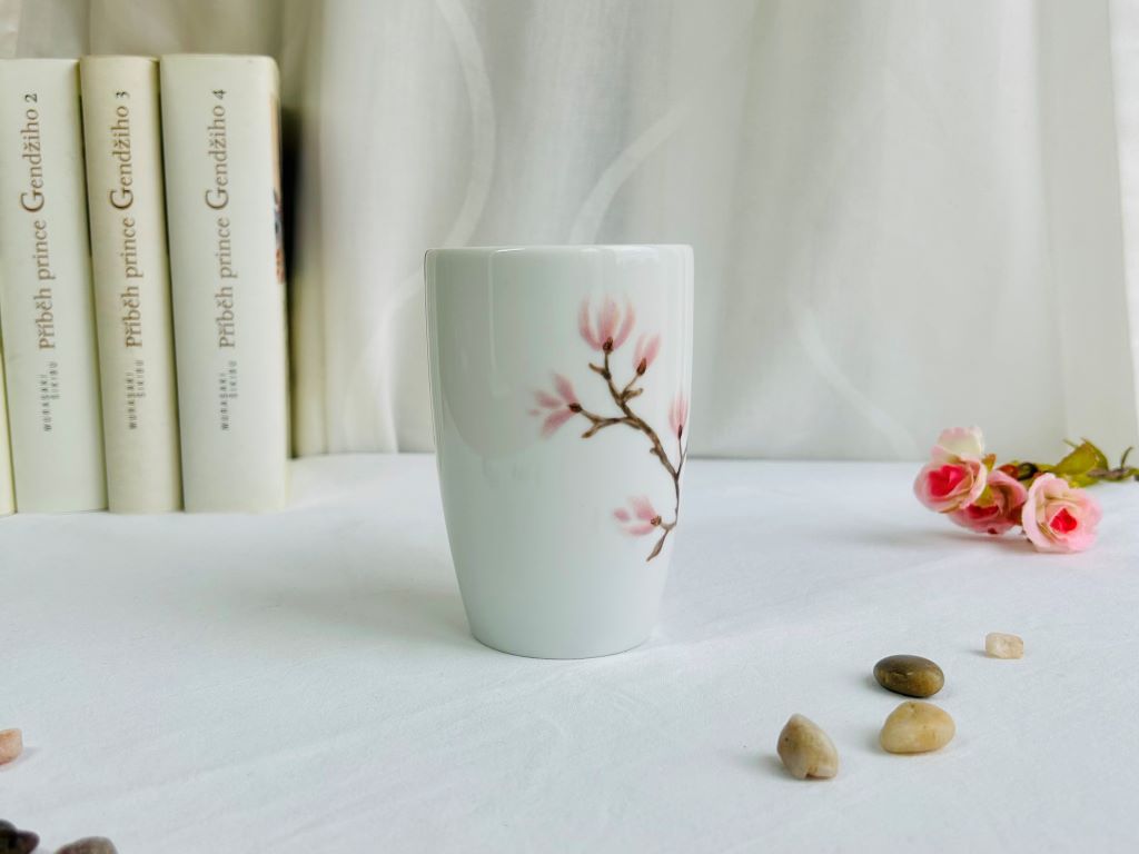 Tall mug "Scent of a Spring Dream" 380 ml