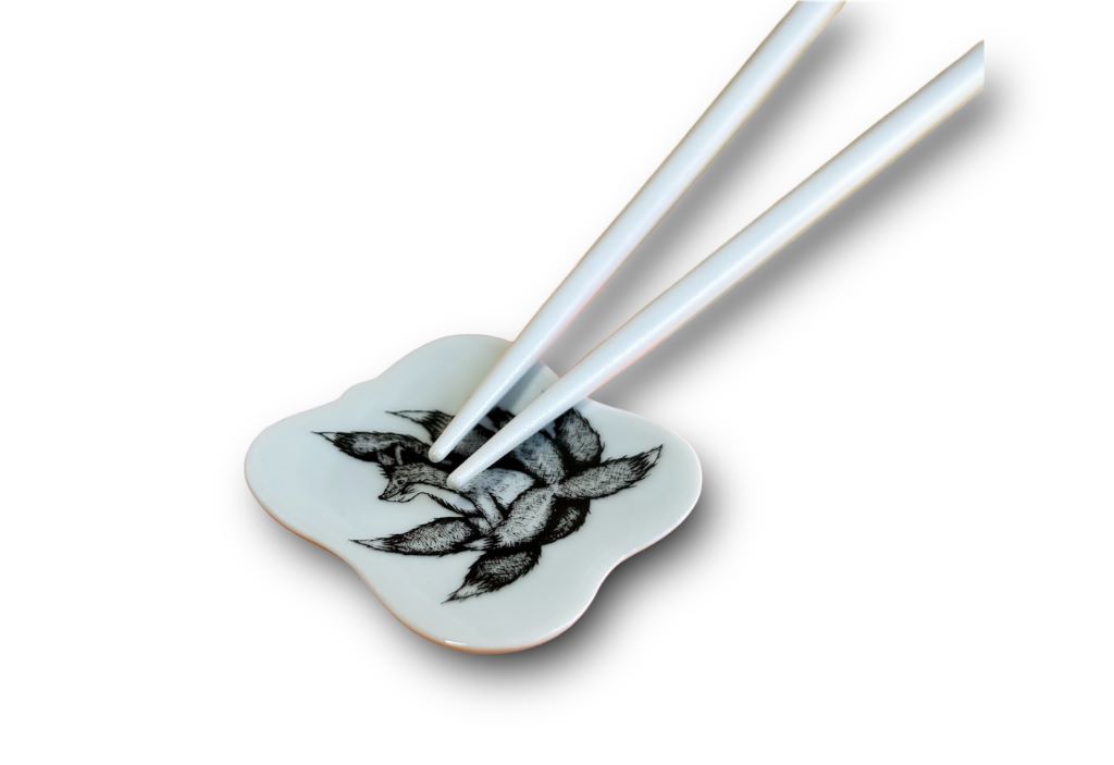 Kyuubi no Kitsune square chopstick rest 5.5x5.5 cm