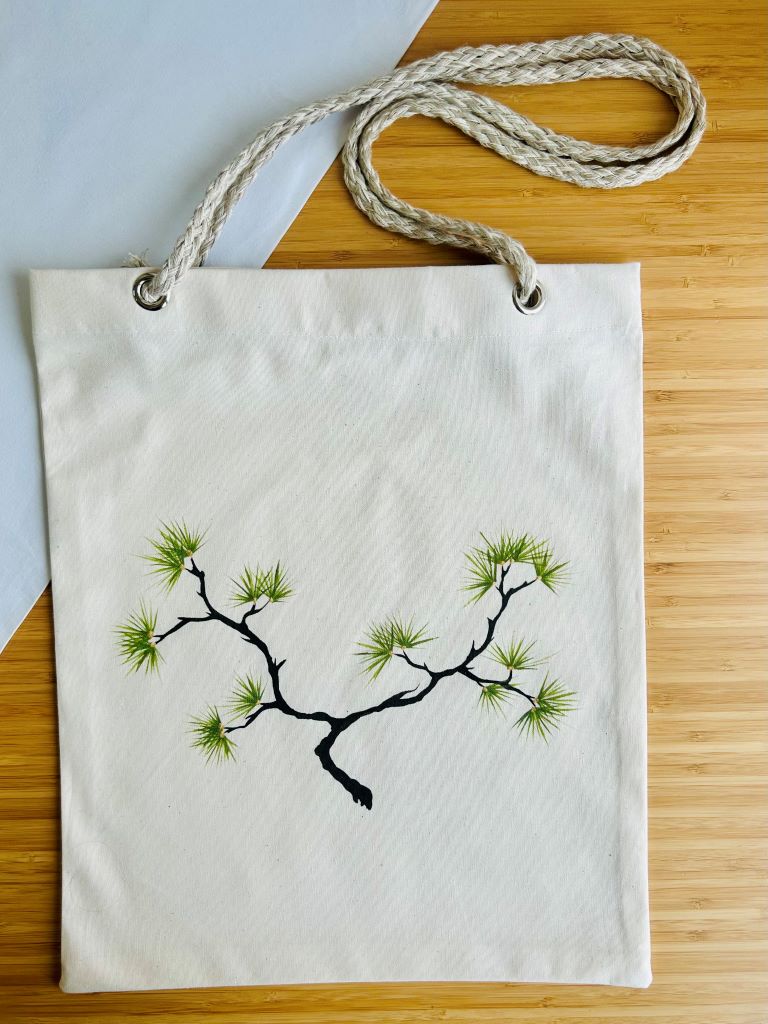 "Longevity Pine" shopping bag with cord handles