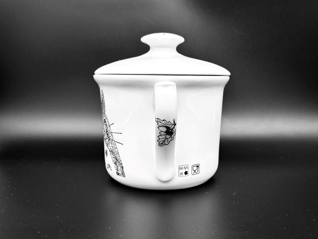 "Totoro" mug, large, with spout and lid, 900 ml
