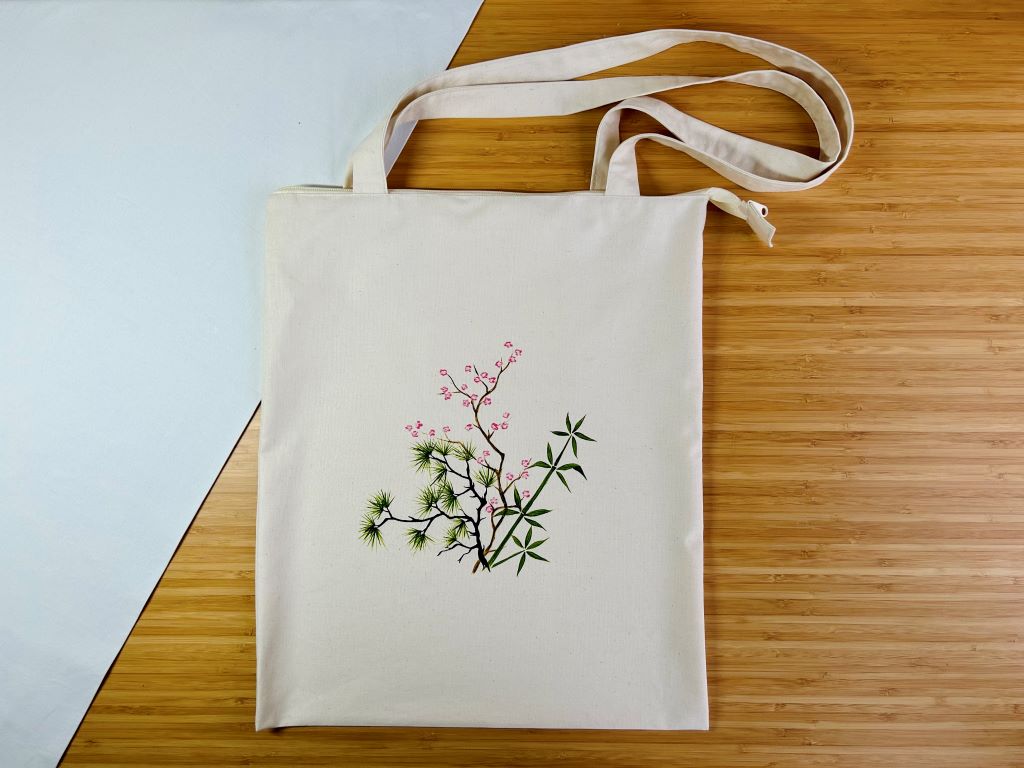 Shopping bag "Three Winter Friends" with zipper and inner pocket