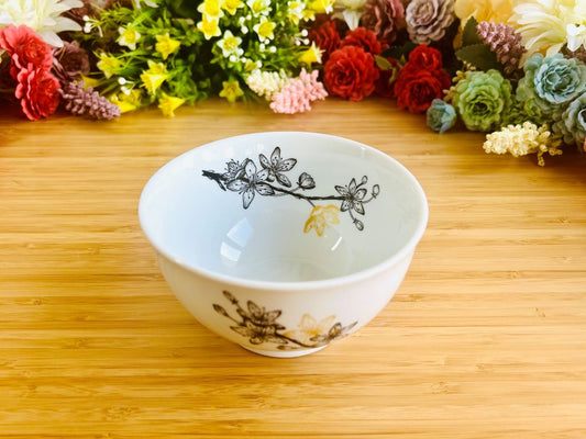 Round bowl "Sakura" with gold 400 ml