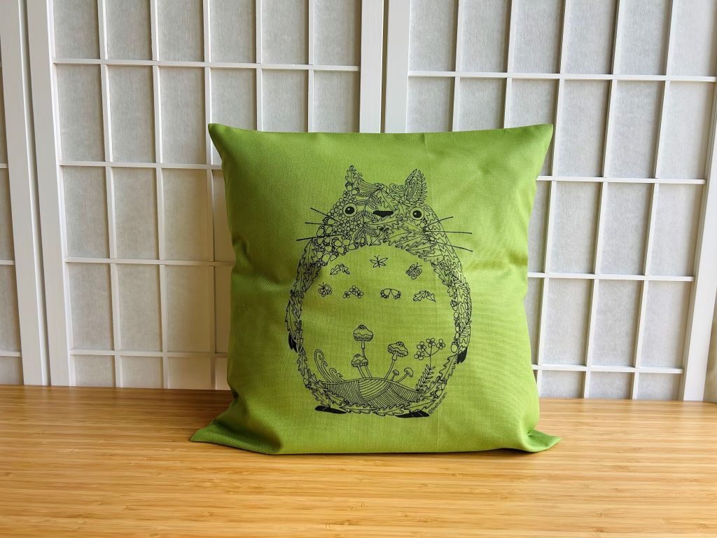 Pillow cover "Totoro" green 40x40 cm