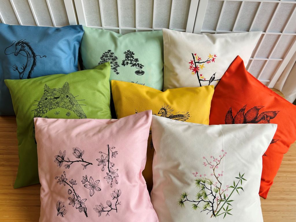 Pillowcase "Kyuubi no Kitsune" orange 40x40 cm