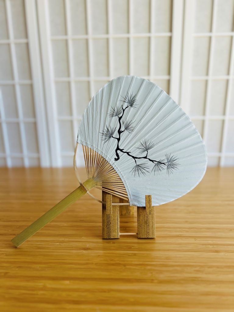Round paper fan "Long-lived pine" hand painted