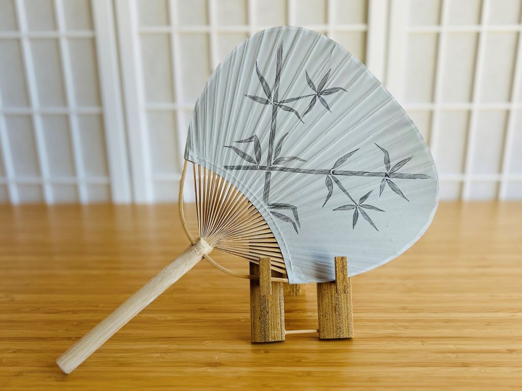 Round paper fan "Bamboo Grove" hand-painted