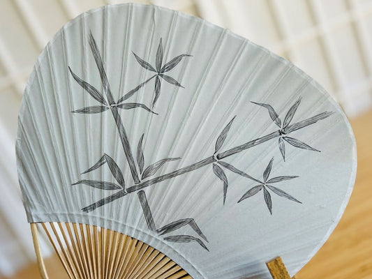 Round paper fan "Bamboo Grove" hand-painted