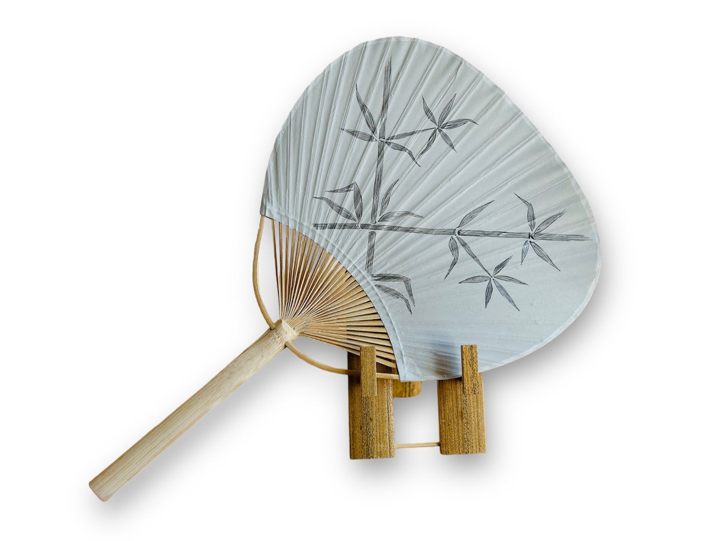 Round paper fan "Bamboo Grove" hand-painted