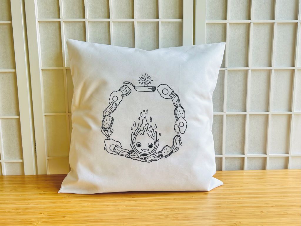 bílý polštář "ROZTOMILÁ ZVÍŘÁTKA" 40 x 40 cm různé motivy