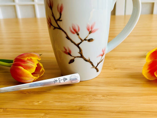 stainless steel spoon "Magnolia"